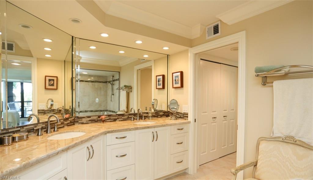 4551 Gulf Shore BLVD N 301 photo 27