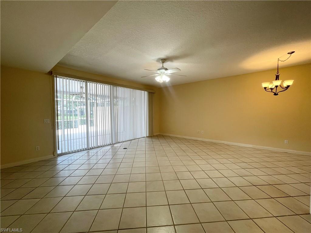 5325 Cove CIR photo 6