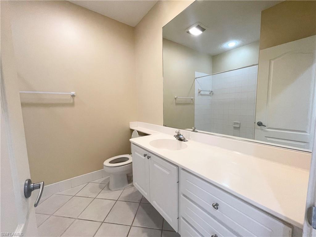 5325 Cove CIR photo 16