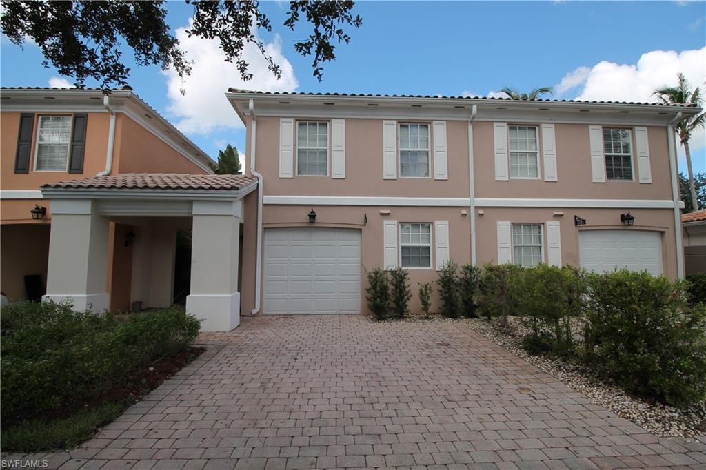 5325 Cove CIR