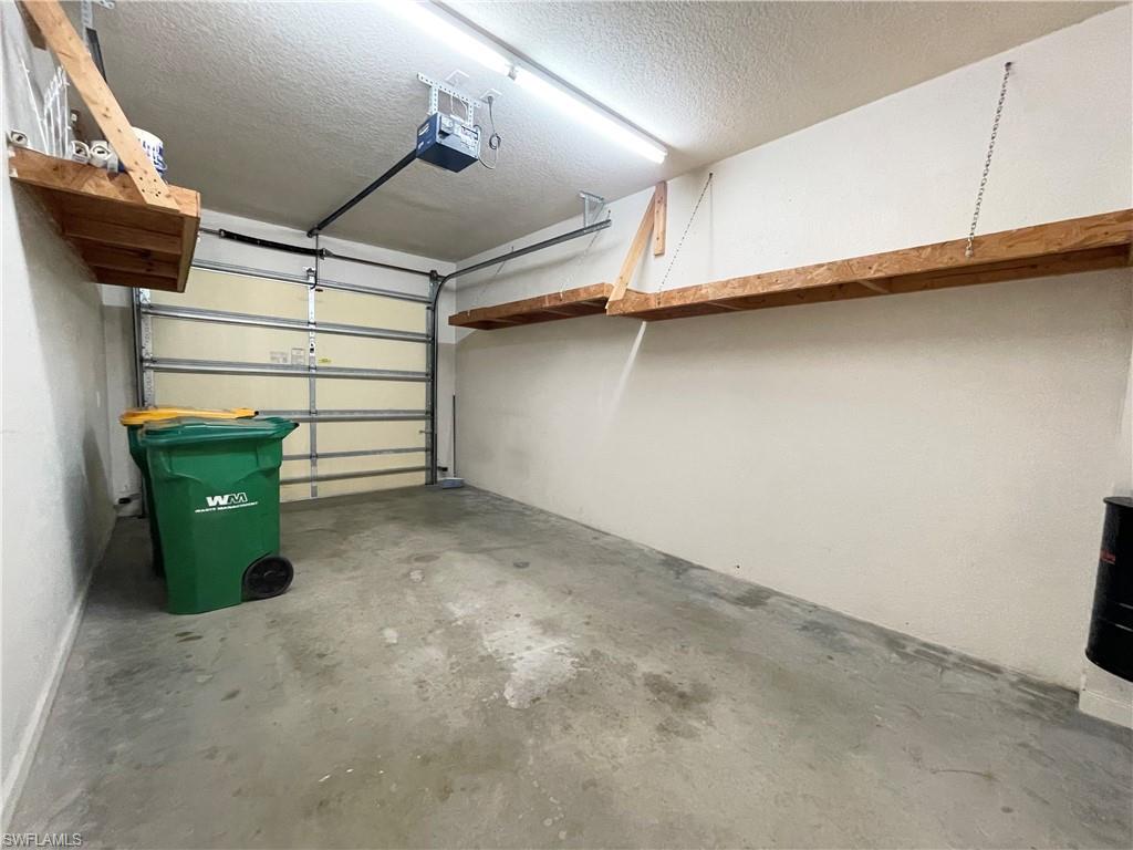 5325 Cove CIR photo 9