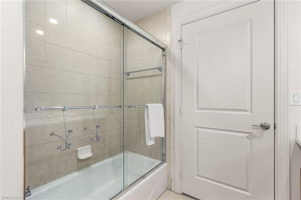 4192 Bay Beach LN 872 photo 27