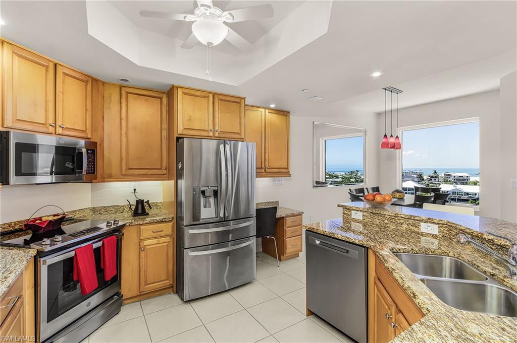 4192 Bay Beach LN 872 photo 6