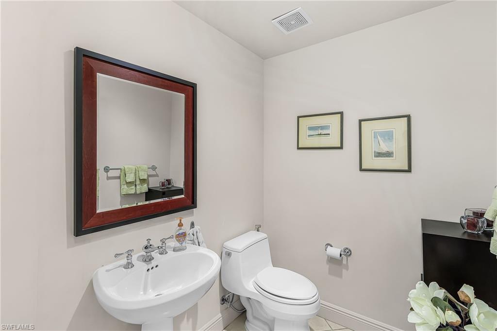 4192 Bay Beach LN 872 photo 12