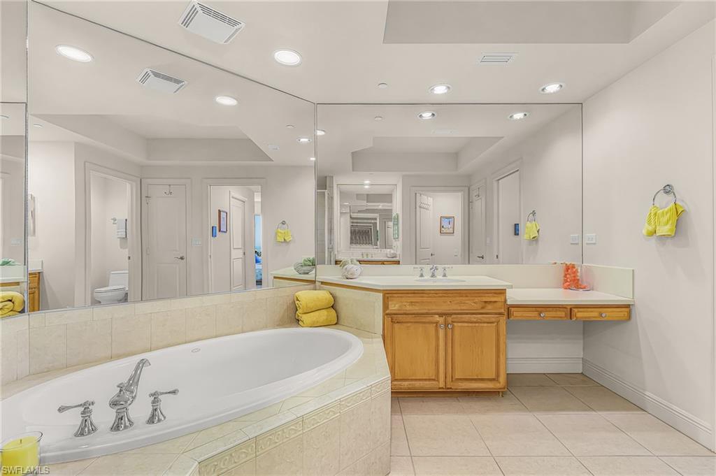 4192 Bay Beach LN 872 photo 24
