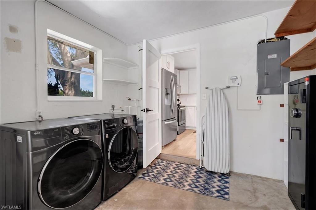 1635 Grove AVE photo 30