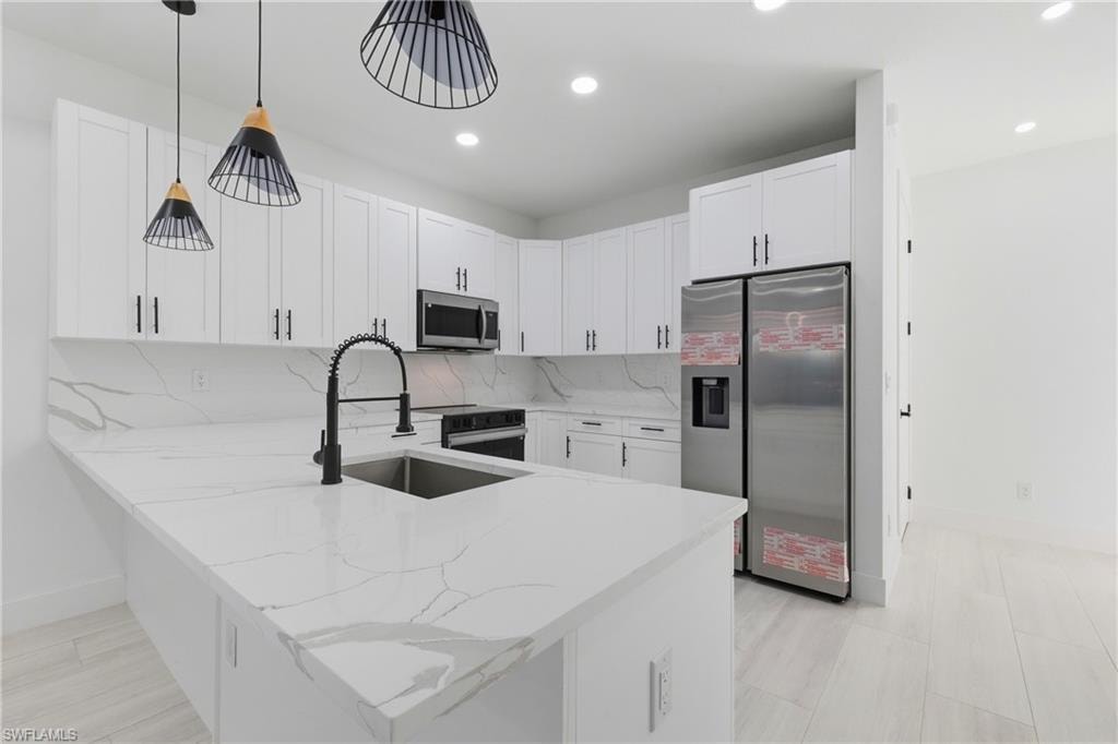 3629 SW Santa Barbara PL