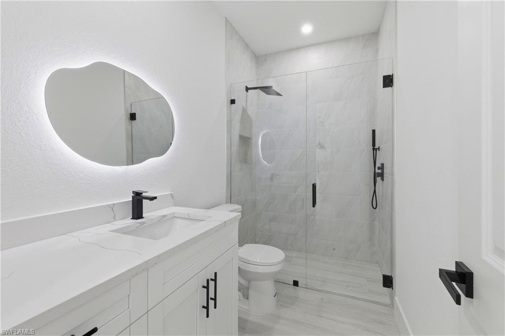 3629 SW Santa Barbara PL photo 11