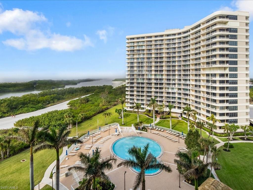 380 Seaview CT 204