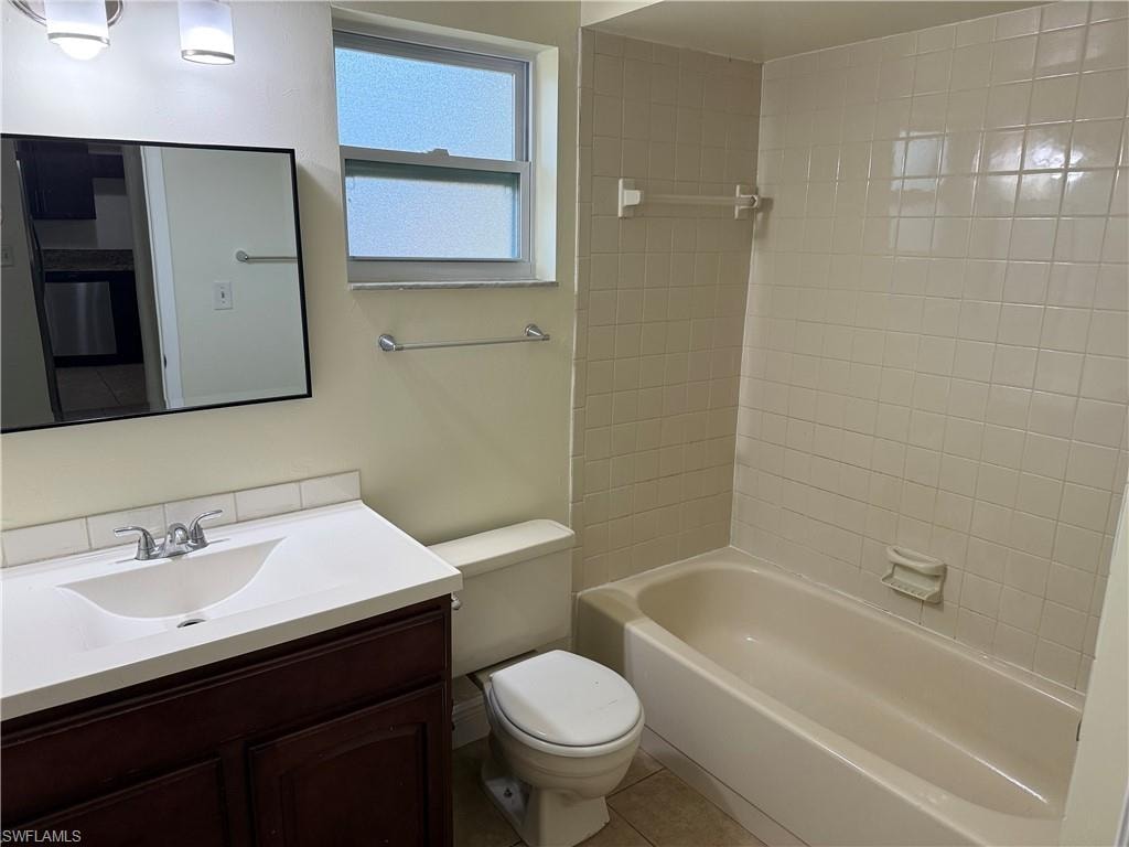 1225 SE 24th AVE A photo 14