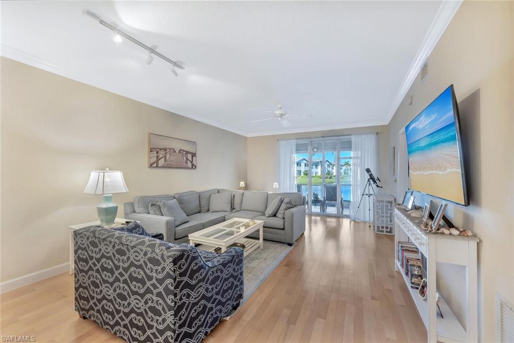 818 Tanbark DR 103