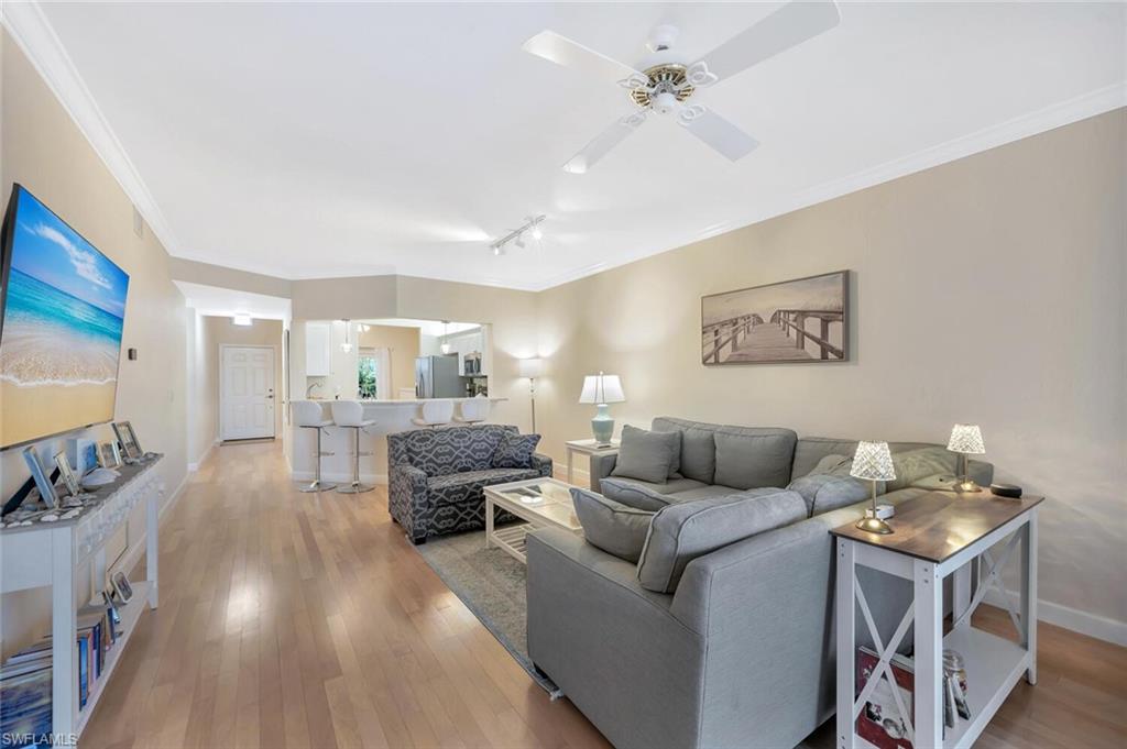 818 Tanbark DR 103 photo 9