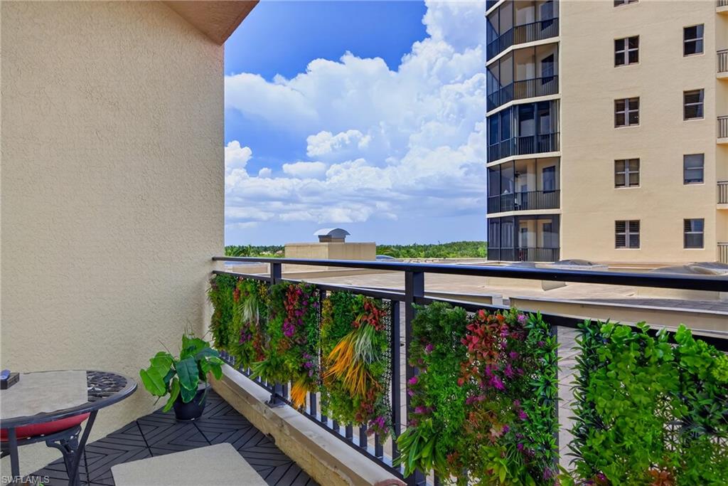14380 Riva Del Lago DR 501 photo 32