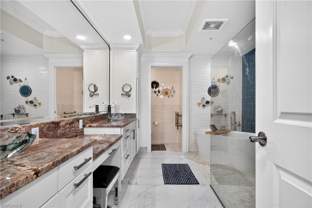 14380 Riva Del Lago DR 501 photo 19