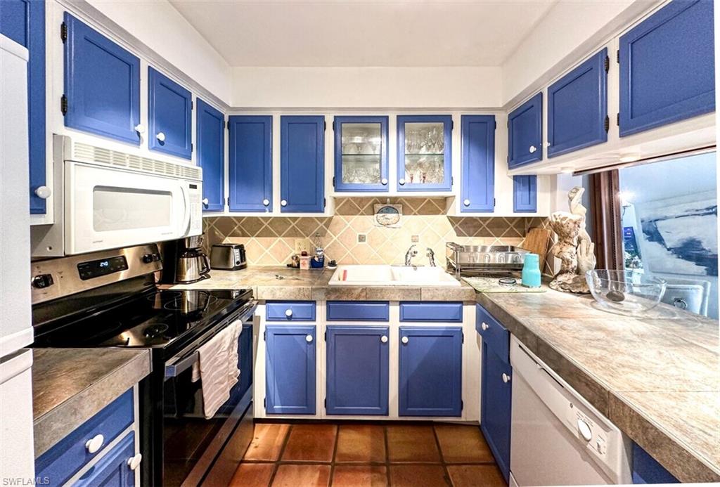 2708-2714 Santa Cruz BLVD photo 14