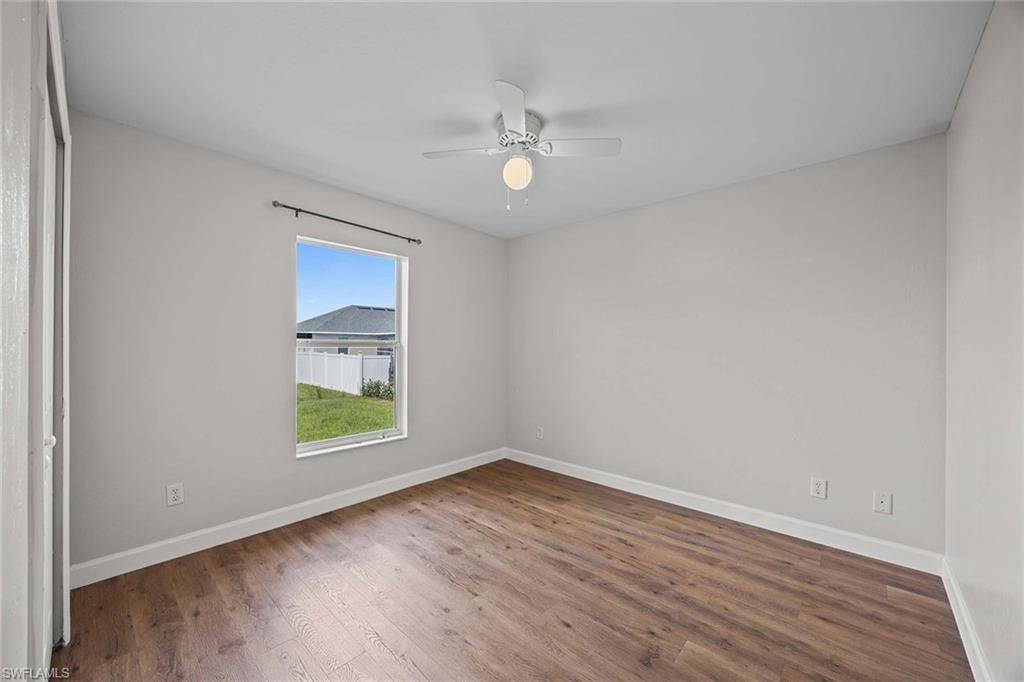 915 10th LN photo 15