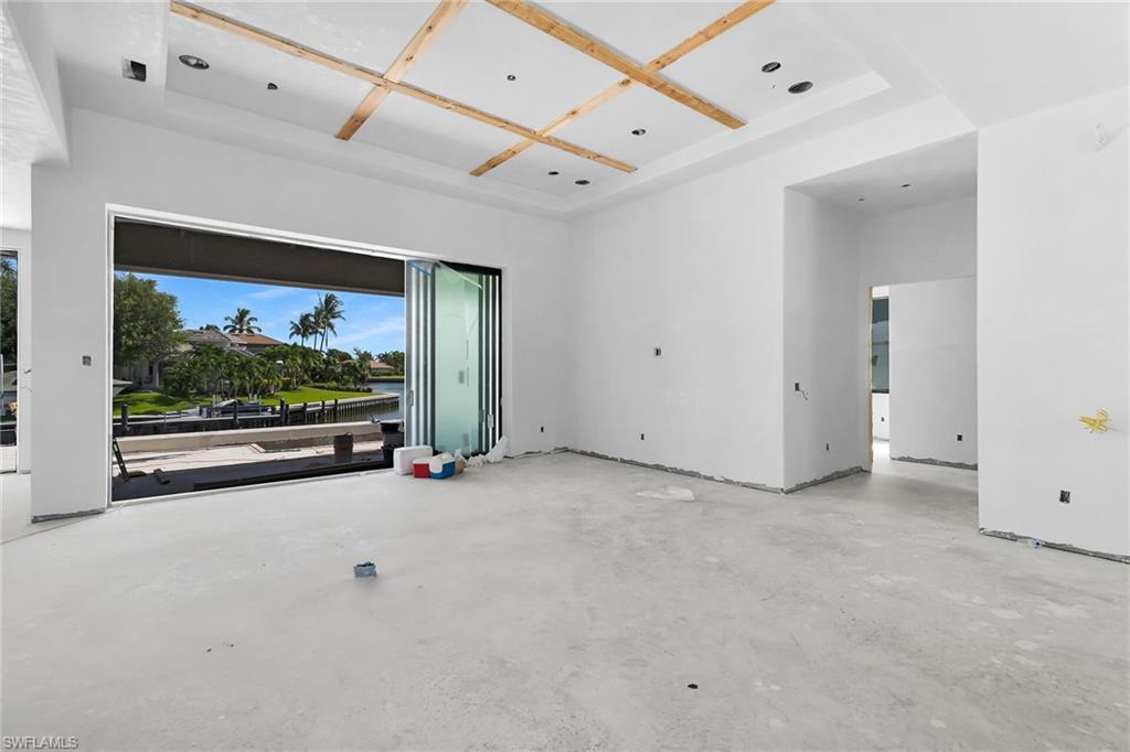 459 Spinnaker DR