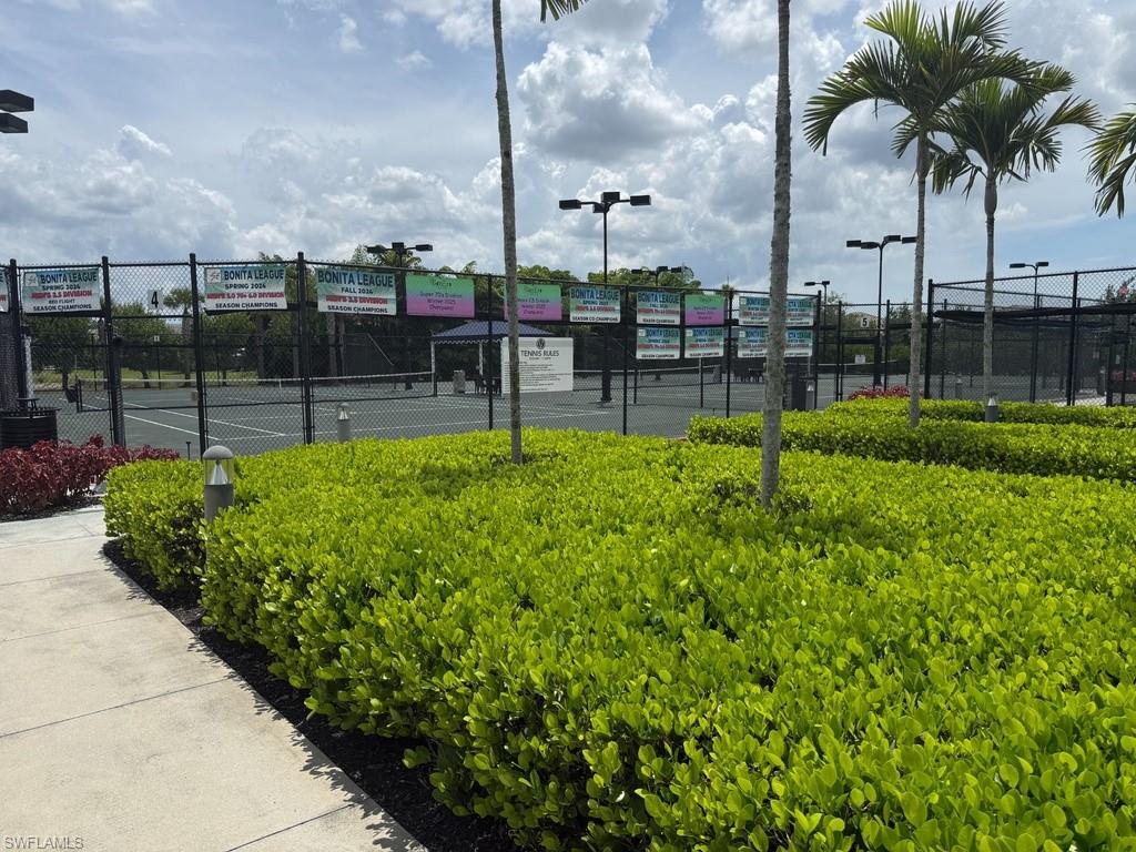 VERY ACTIVE Pickleball Leagues.