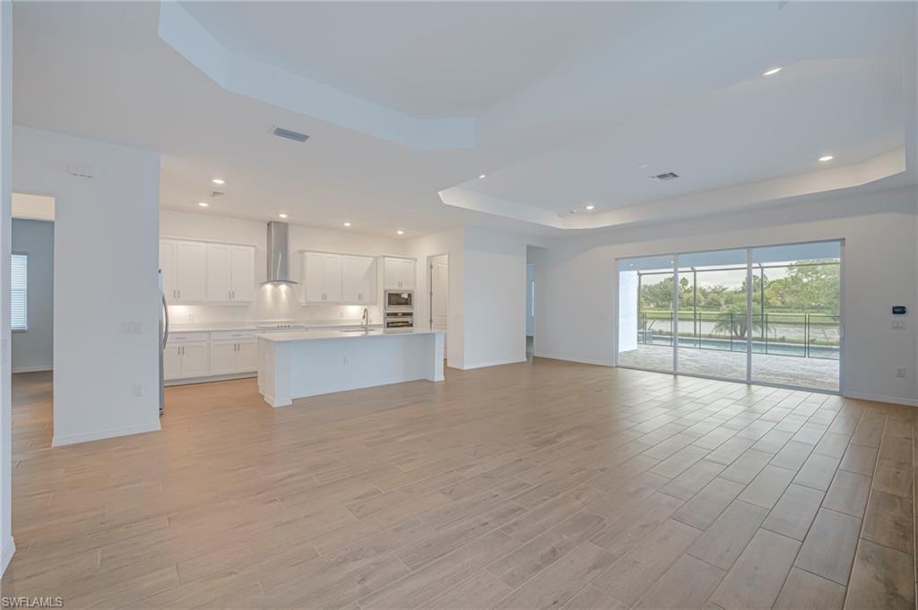 5457 Pikewood CT photo 7