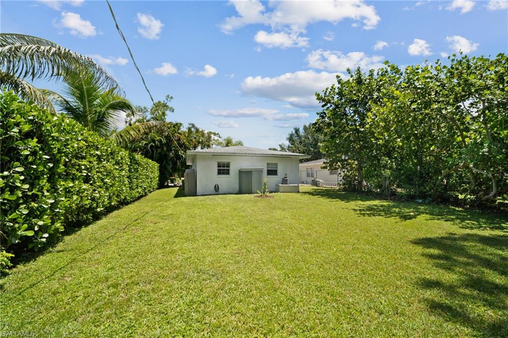 273 Porter ST photo 17