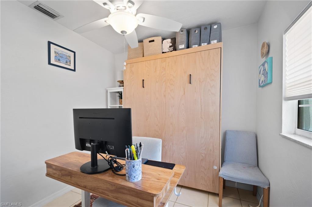 273 Porter ST photo 15