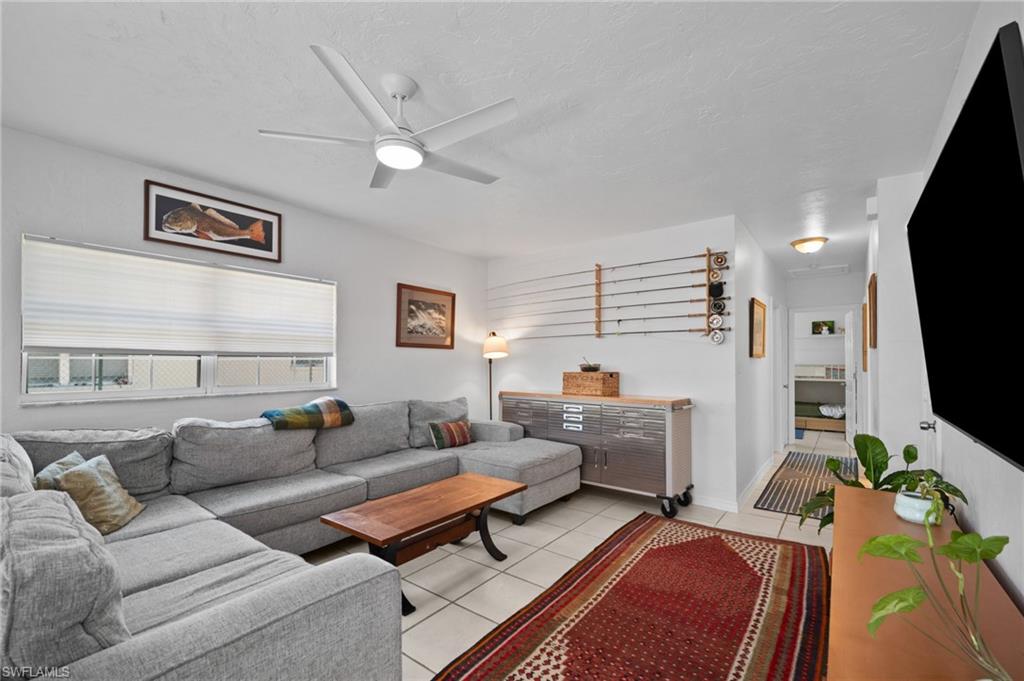 273 Porter ST