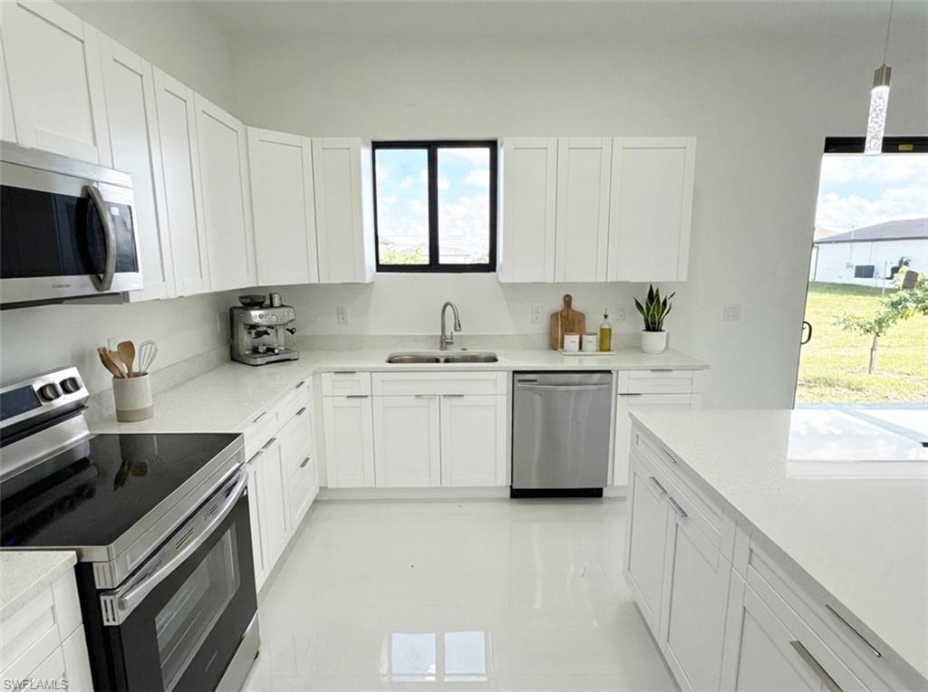 4113 NW 34th LN photo 12