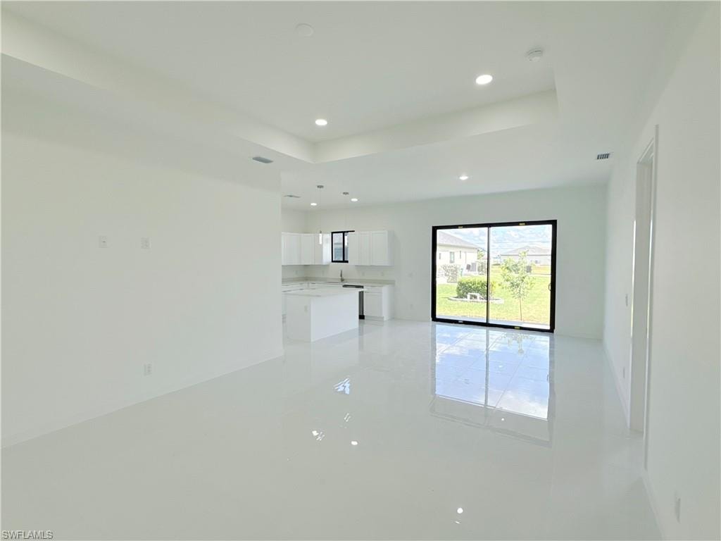 4113 NW 34th LN photo 9