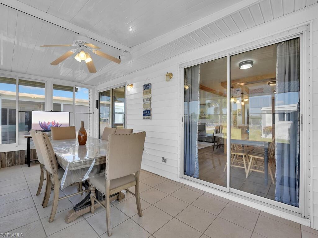 300 Shoreland DR photo 16
