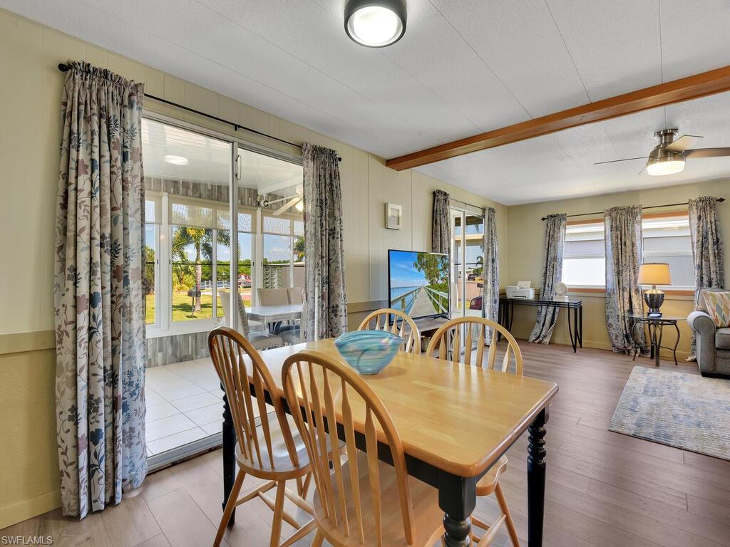 300 Shoreland DR photo 12