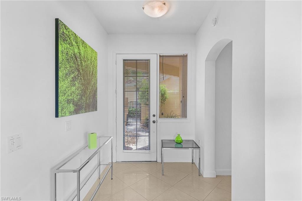 20240 Burnside PL 1603 photo 6