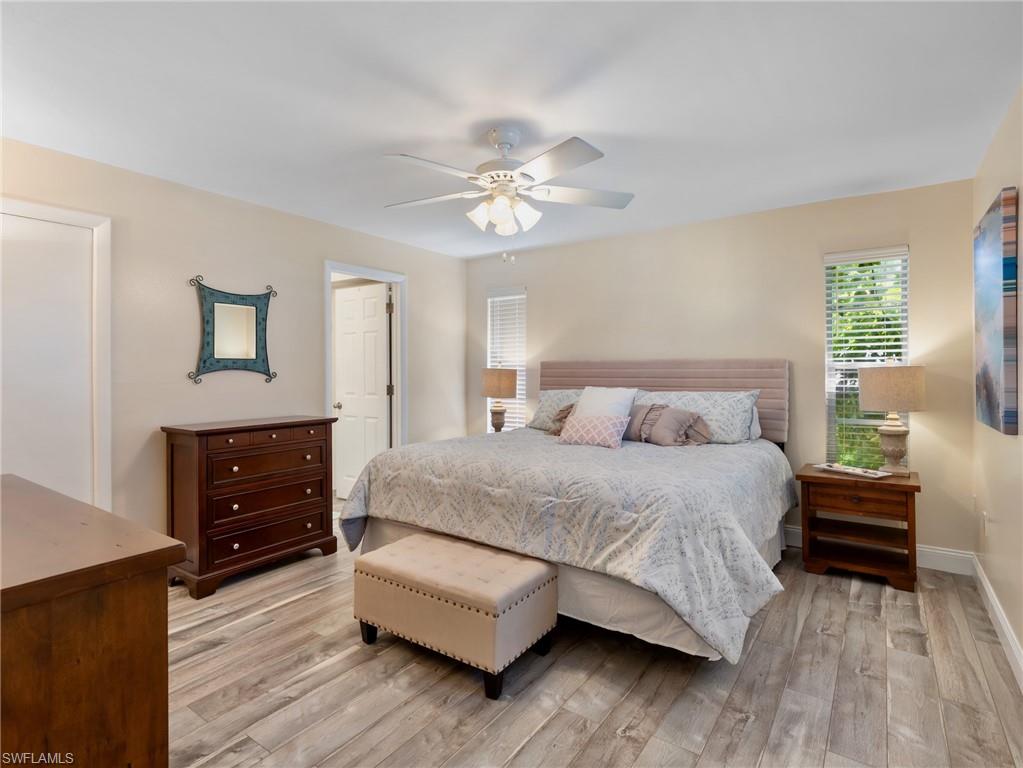 Primary en suite bedroom