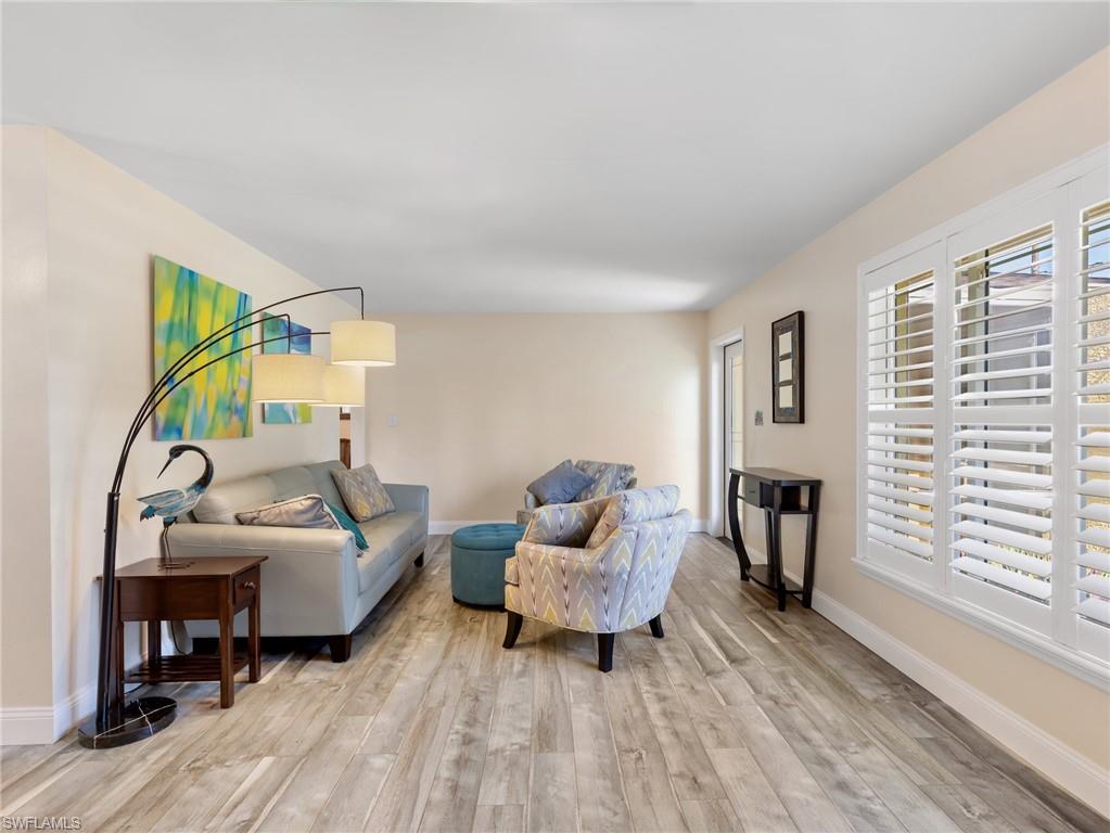 Living room towards front entry