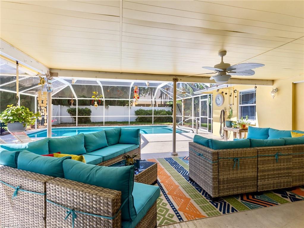 Spacious covered lanai