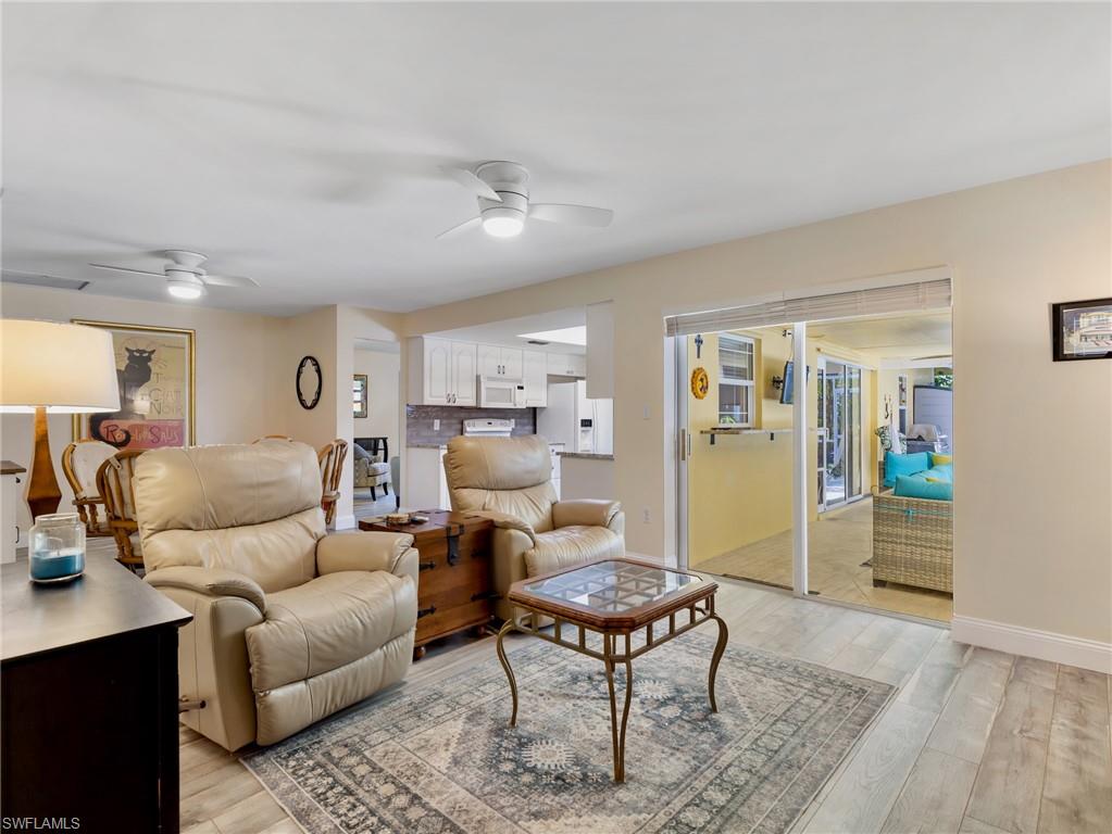 Family room with sliders to the lanai