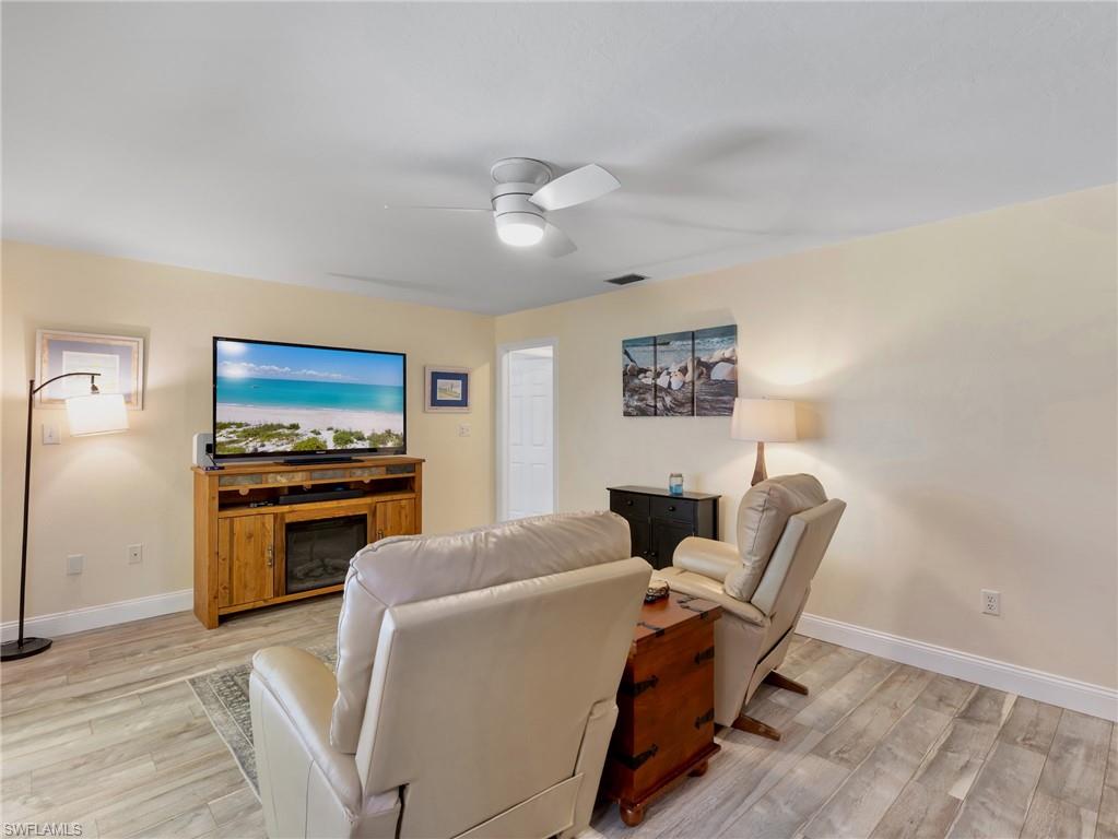 Family room toward guest bedrooms