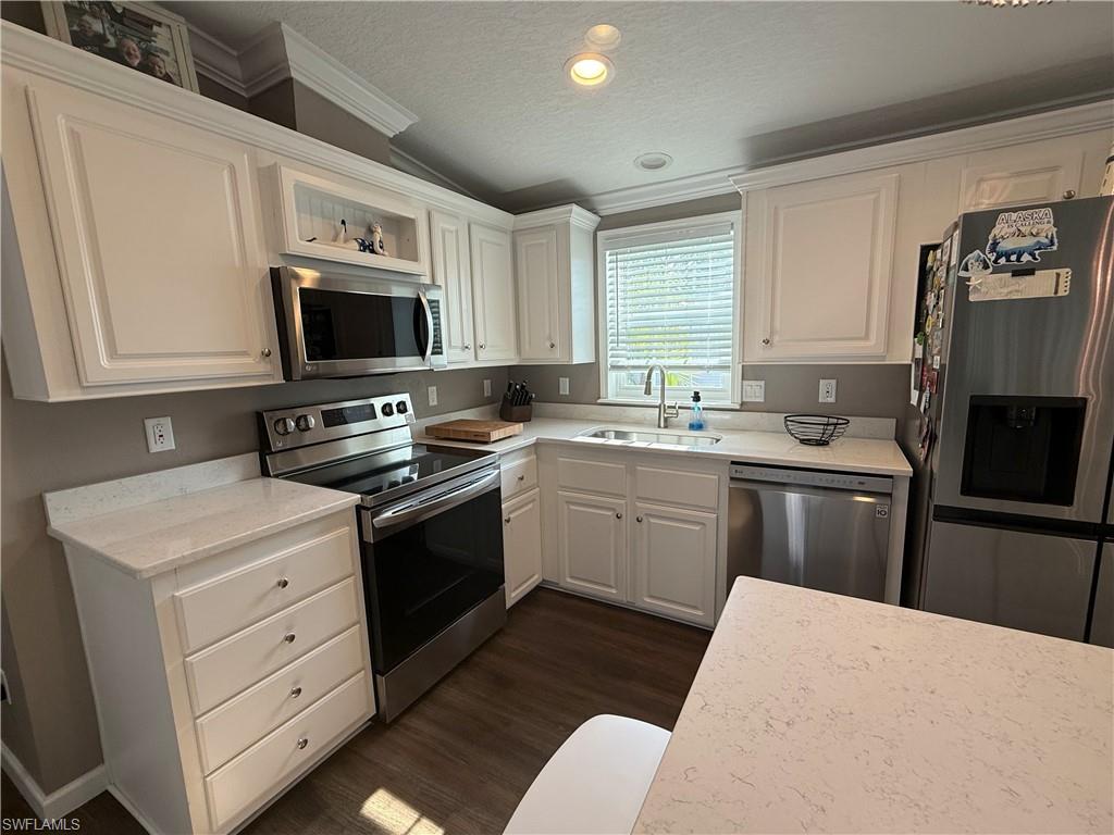 1626 Diamond Lake CIR photo 16