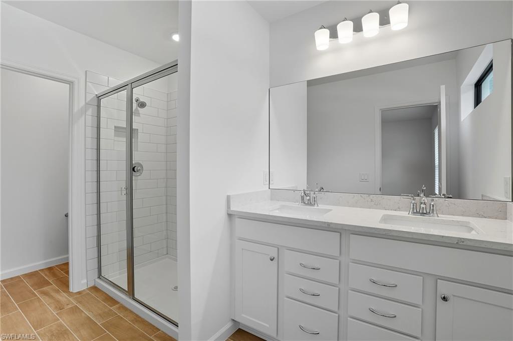 27881 Radiant CT photo 16