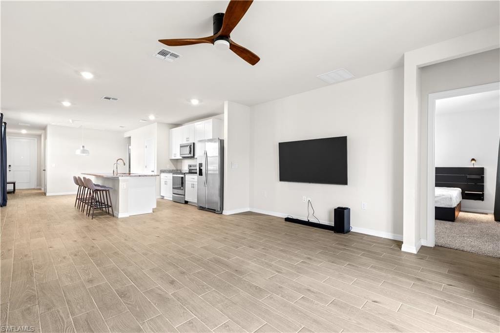 44125 Frontier DR photo 10