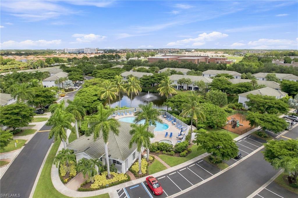 Pool/Clubhouse easy walking distance