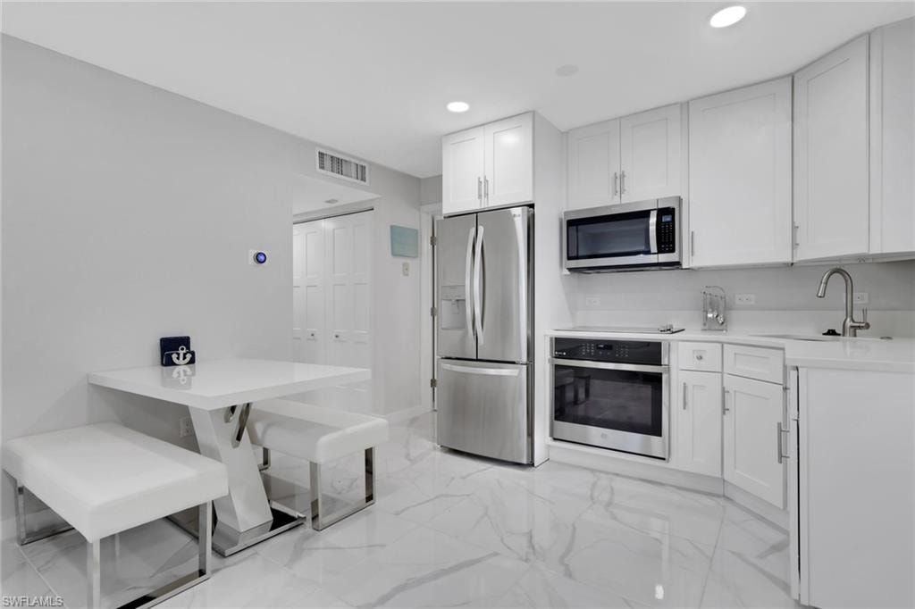 175 5th AVE S 4 photo 8