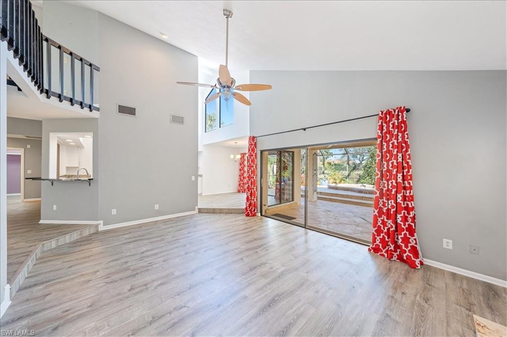 28417 Highgate DR photo 9