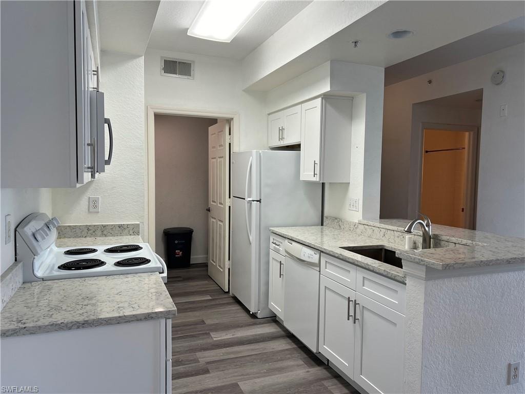 4650 Saint Croix LN 725