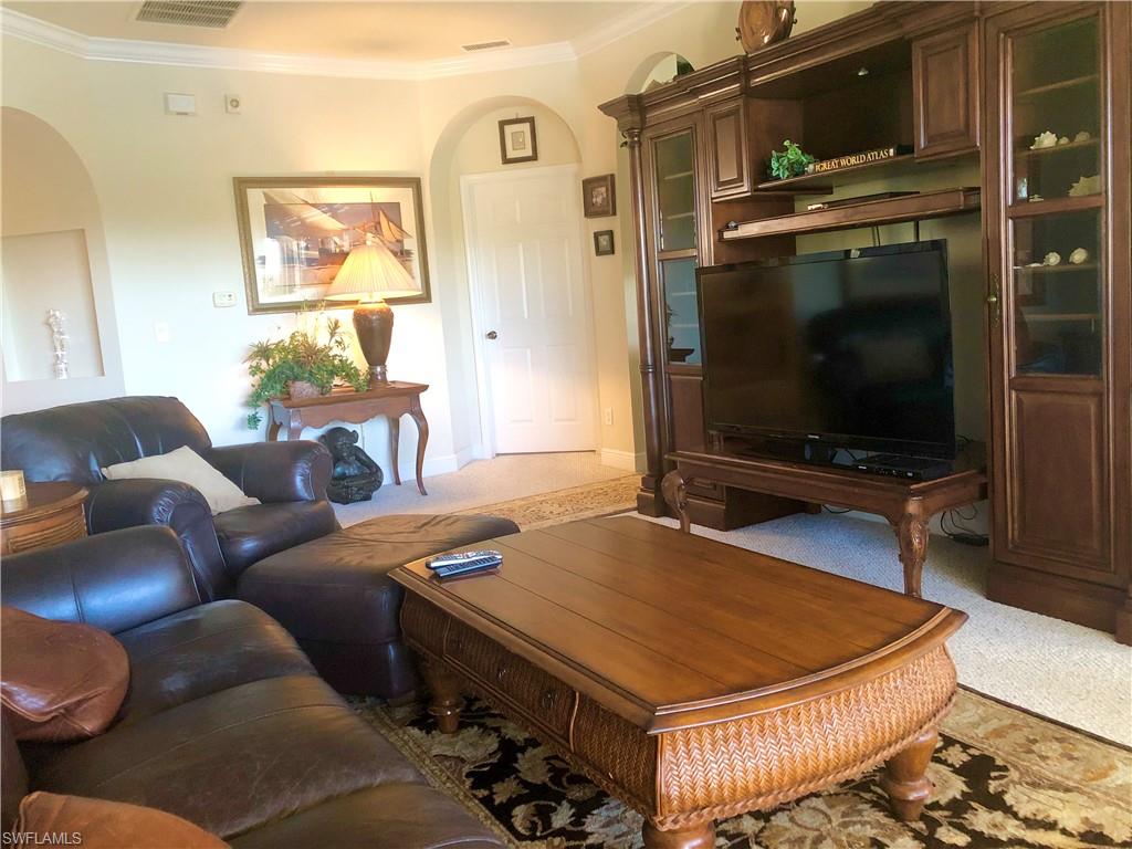 14100 Cambridge DR 203