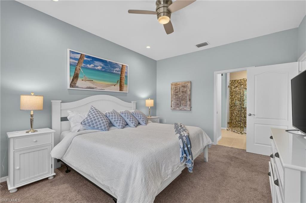 Tray ceiling with recessed lighting