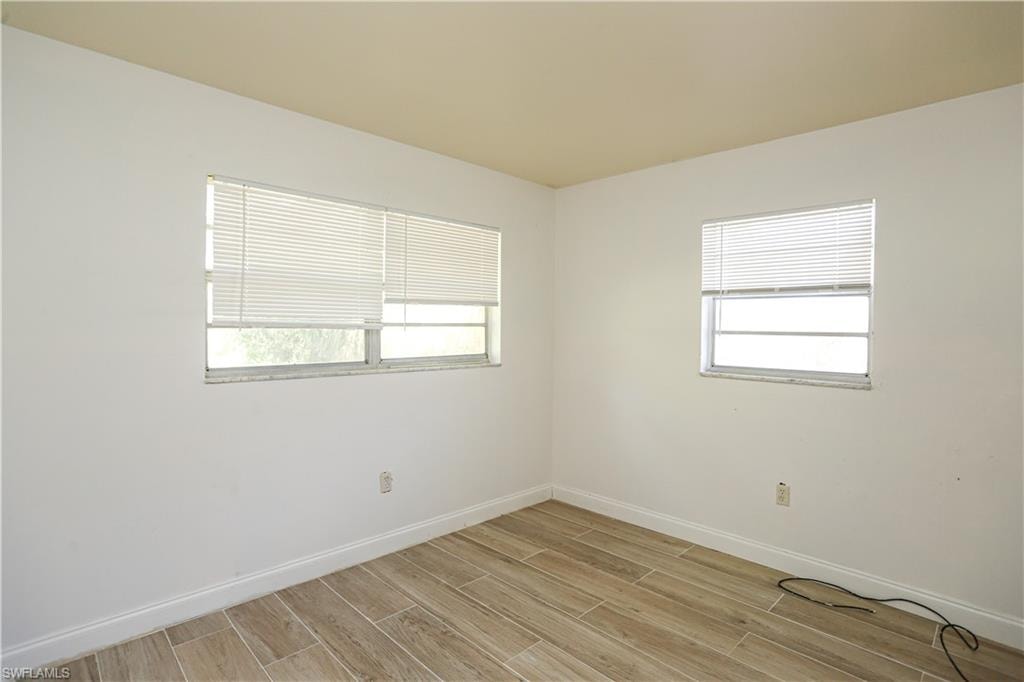 1095 San Remo AVE photo 8