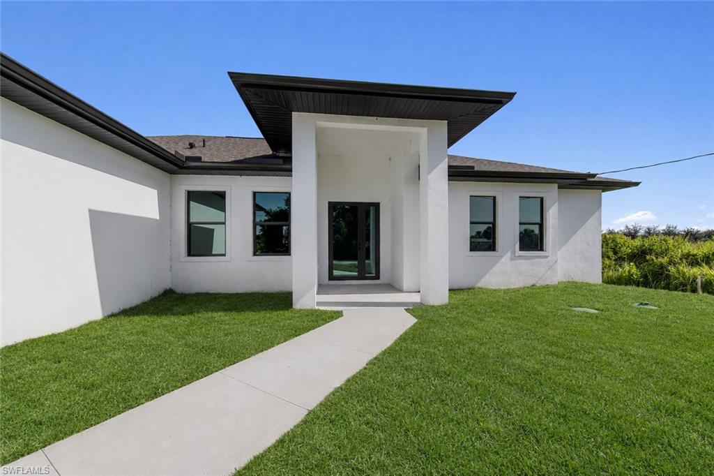 3804 Hyde Park DR