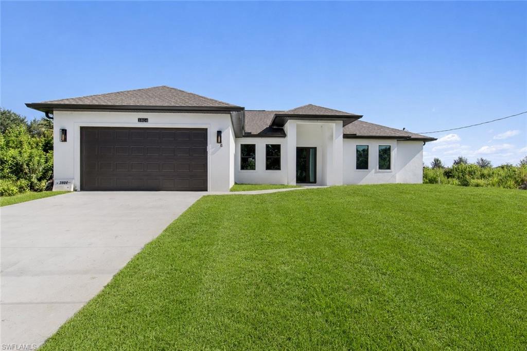 3804 Hyde Park DR