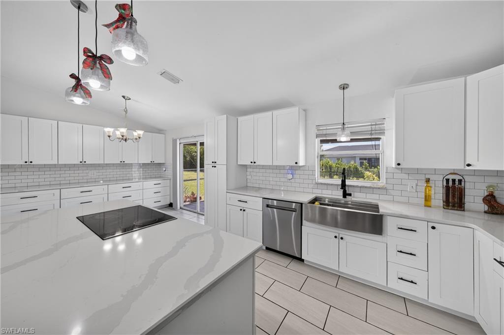 3734 SW 11th AVE photo 12
