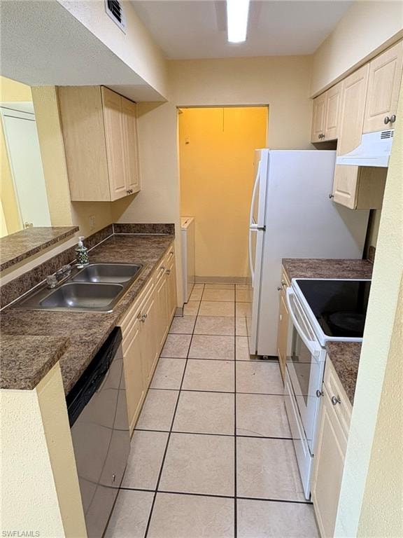 2905 Winkler AVE 719